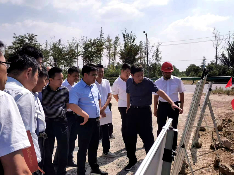 亳州市委常委、副市長左龍蒞臨亳蒙預(yù)制標(biāo)調(diào)研指導(dǎo)
